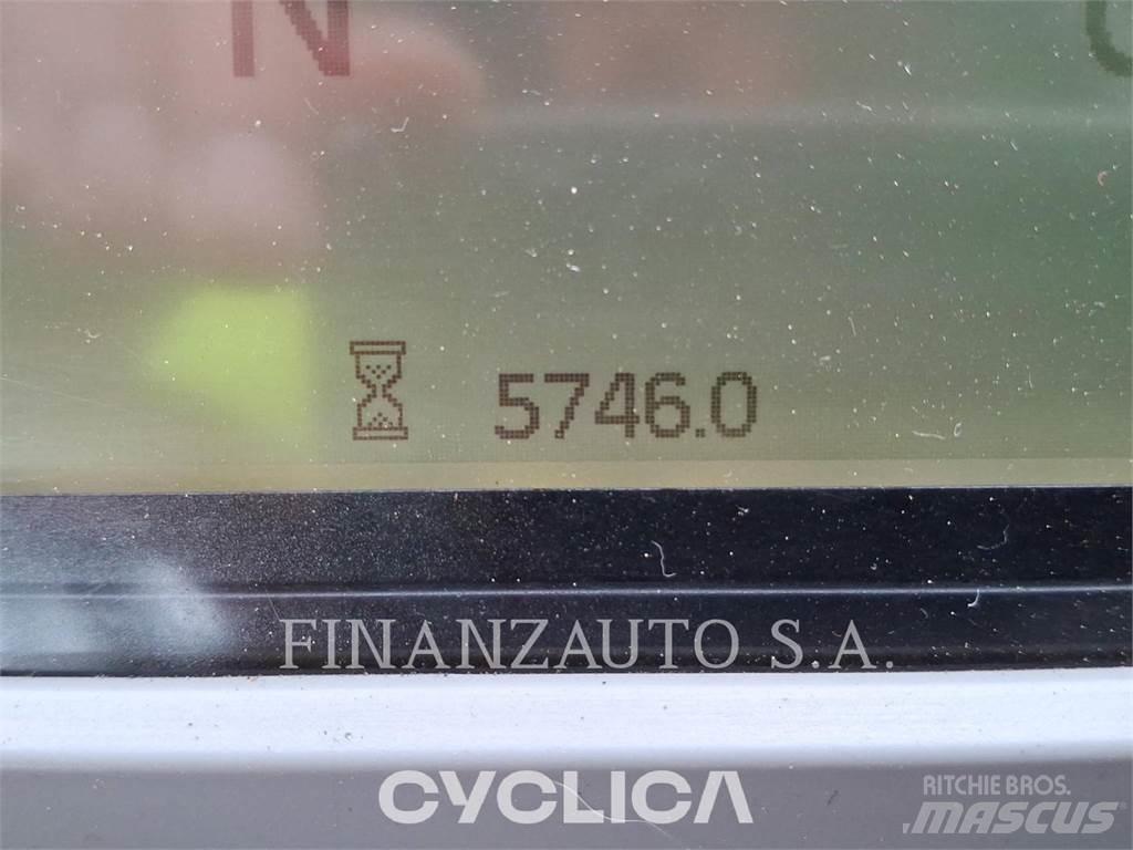 CAT 730 Liigendraamiga pinnaseveokid