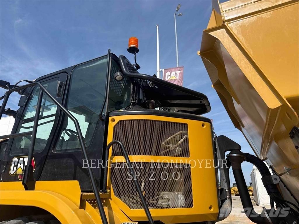 CAT 730 Liigendraamiga pinnaseveokid