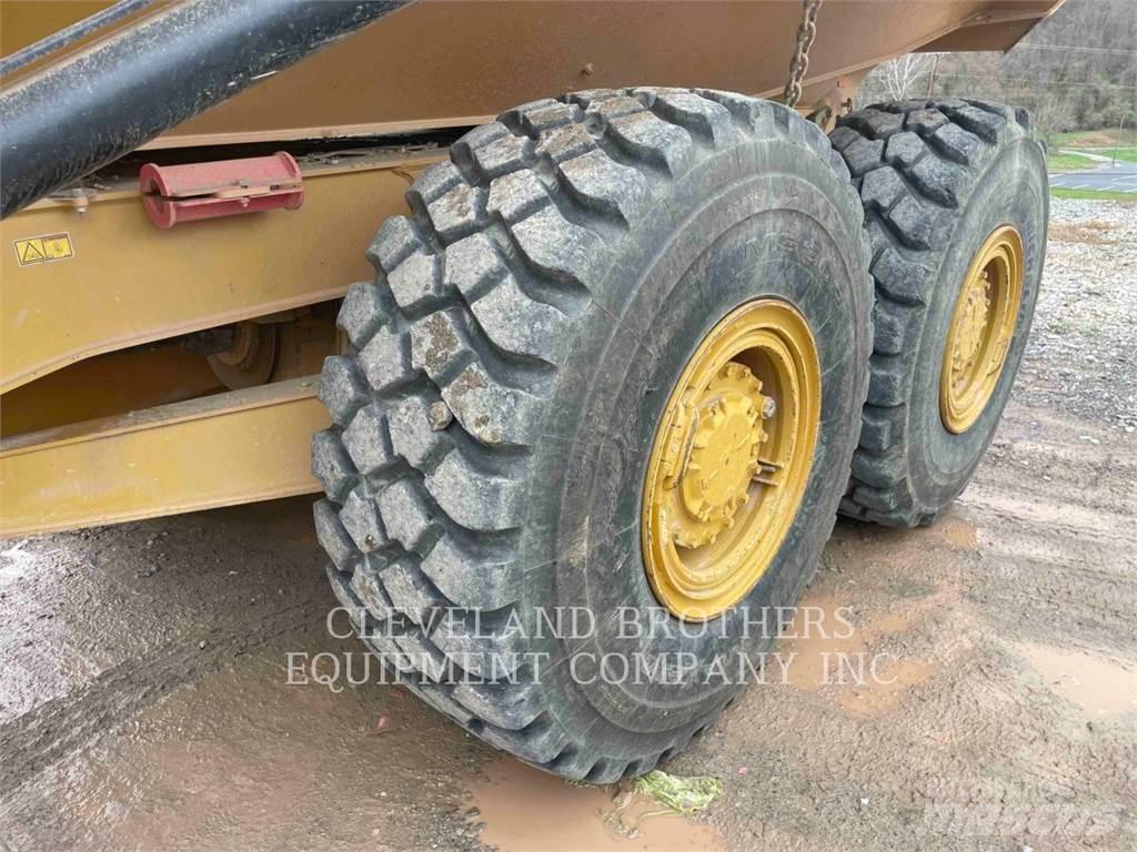 CAT 730-04 Liigendraamiga pinnaseveokid