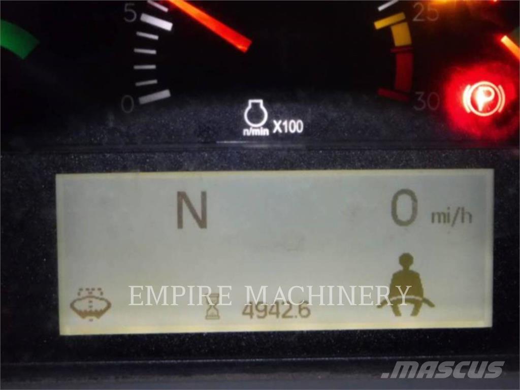 CAT 730-04 WT Veepaagiga autod