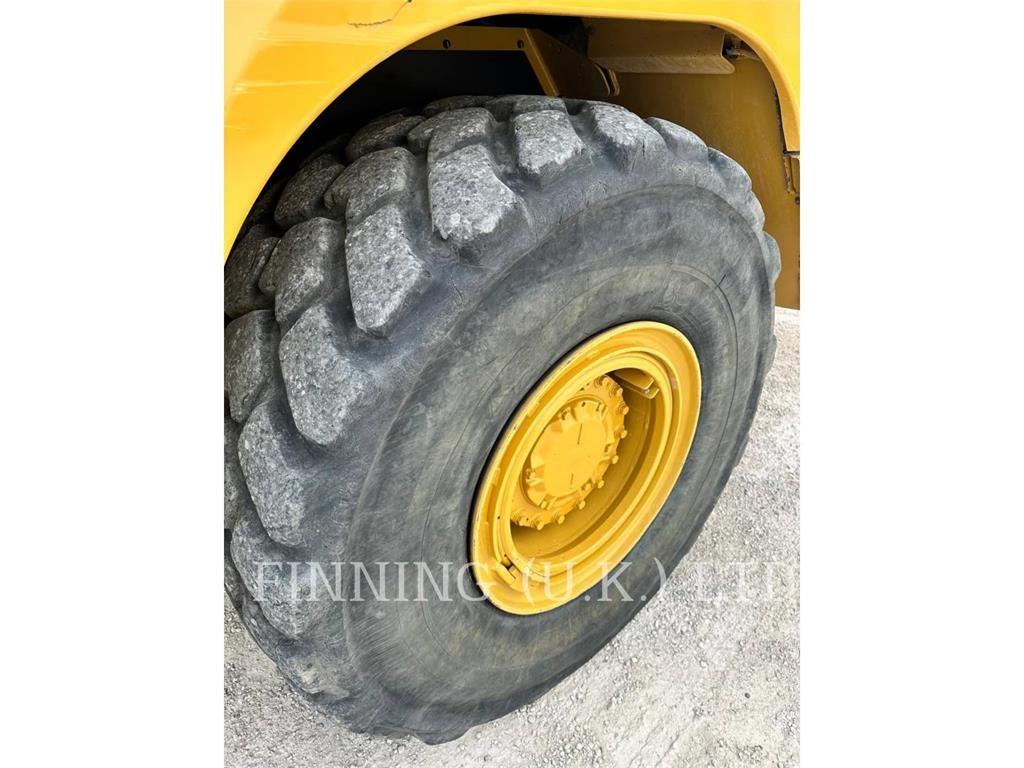CAT 730-04A Liigendraamiga pinnaseveokid