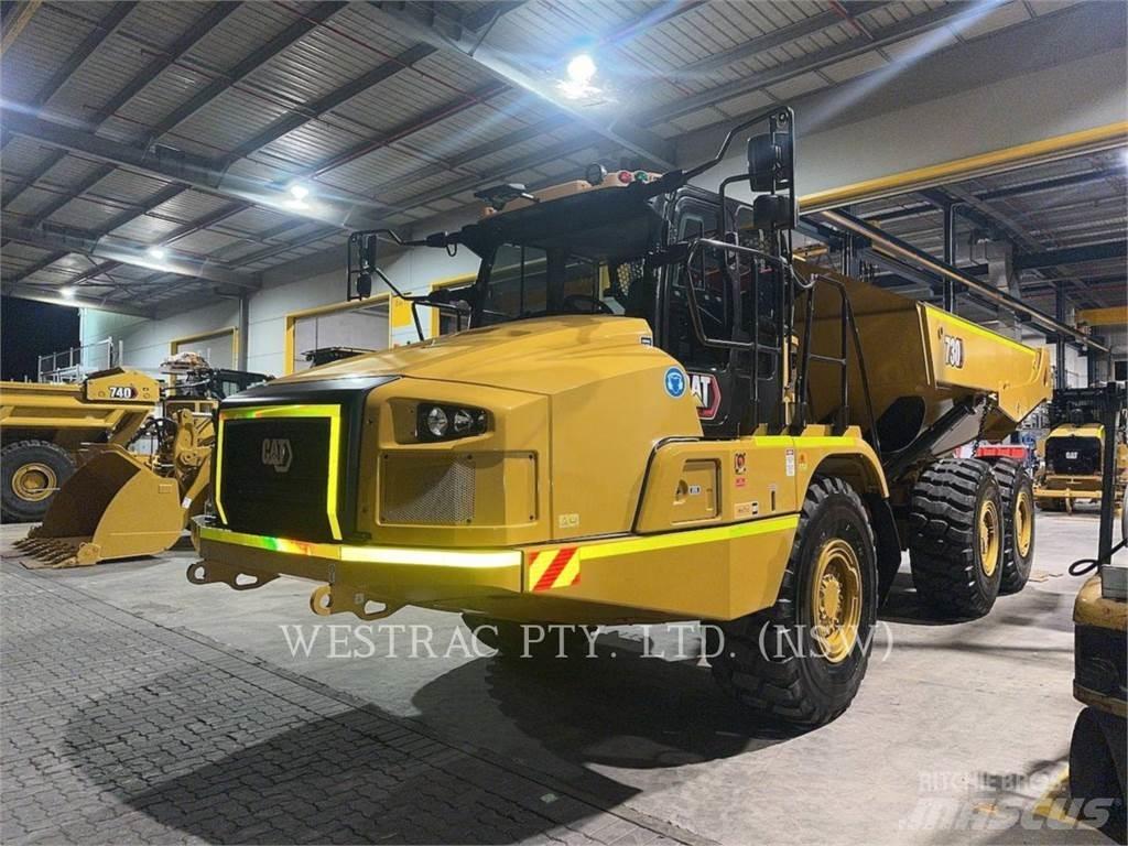 CAT 730-04LRC Liigendraamiga pinnaseveokid