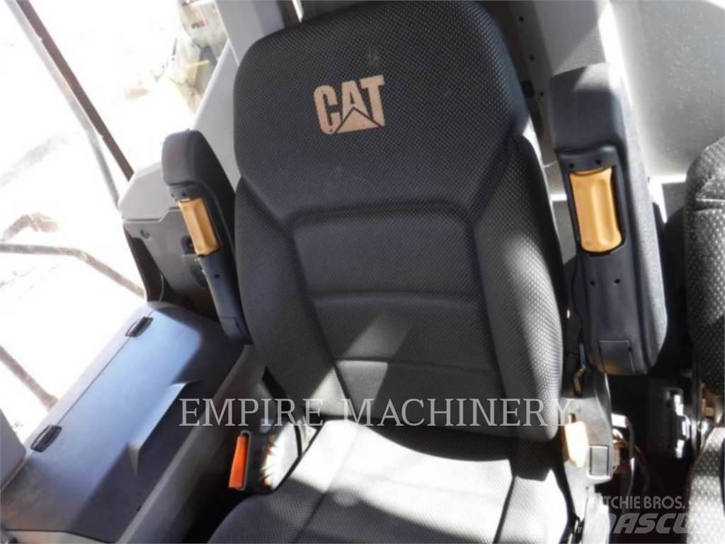 CAT 730 TG Liigendraamiga pinnaseveokid