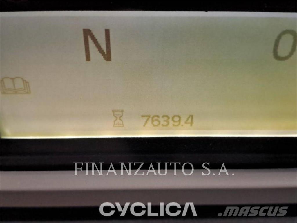 CAT 730C Liigendraamiga pinnaseveokid