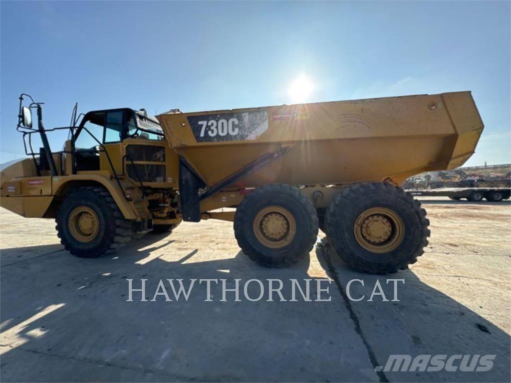 CAT 730C2 Liigendraamiga pinnaseveokid