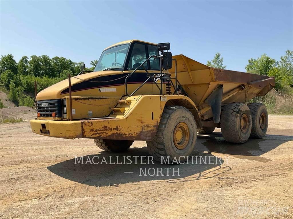 CAT 735 T (OLD) Liigendraamiga pinnaseveokid