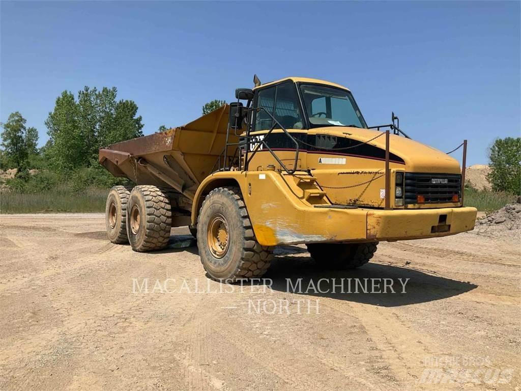 CAT 735 T (OLD) Liigendraamiga pinnaseveokid