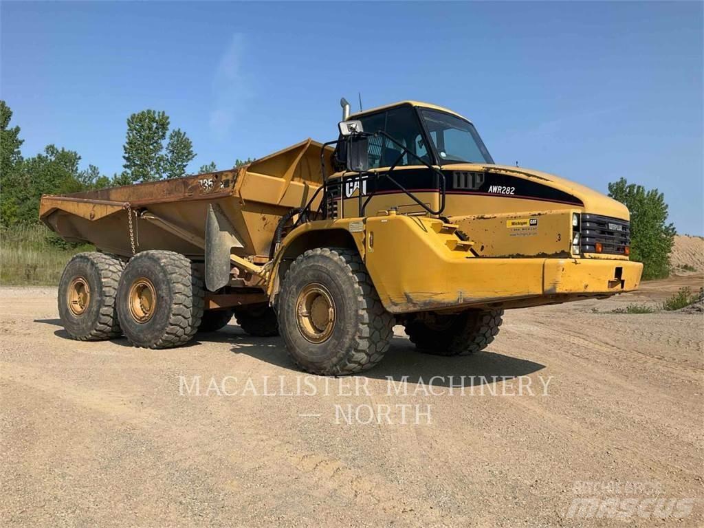 CAT 735 T (OLD) Liigendraamiga pinnaseveokid