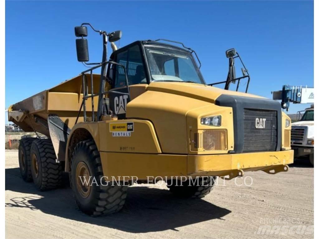 CAT 735C Liigendraamiga pinnaseveokid