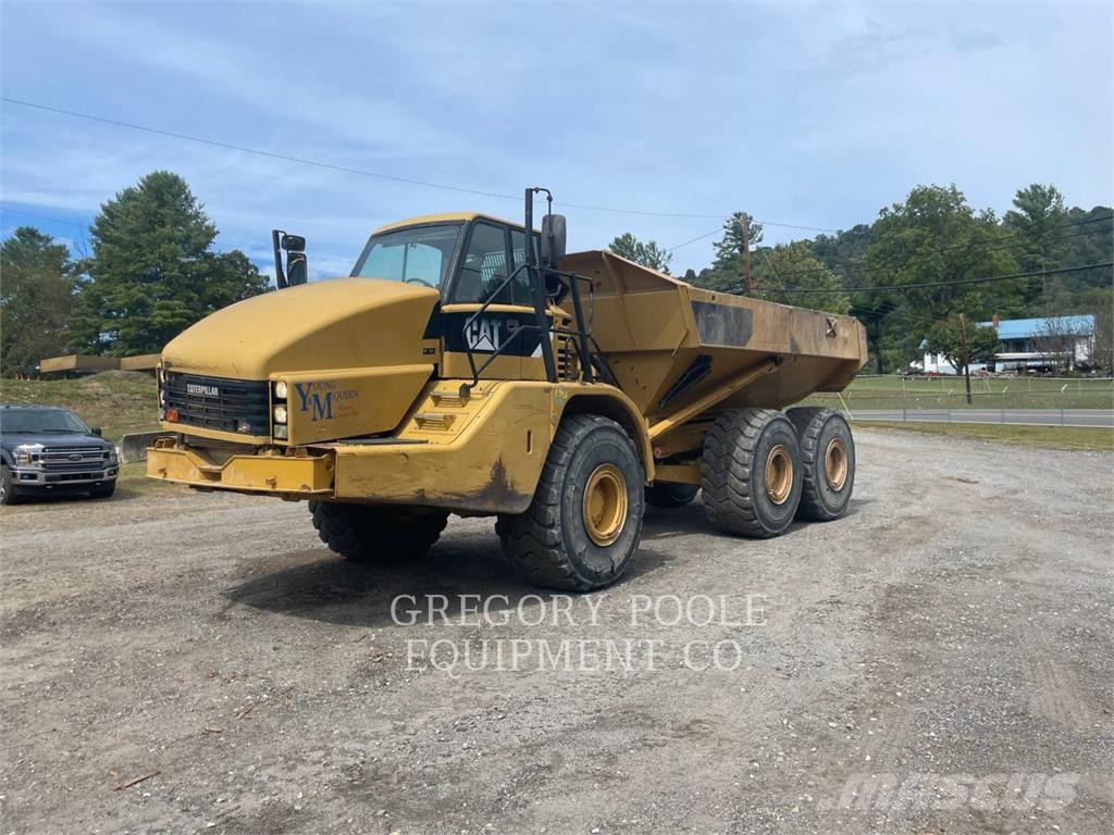 CAT 740 Liigendraamiga pinnaseveokid