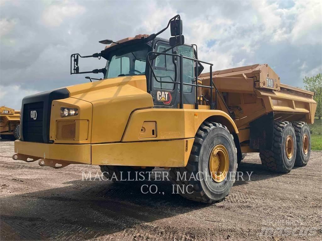 CAT 740 EJECTOR Liigendraamiga pinnaseveokid