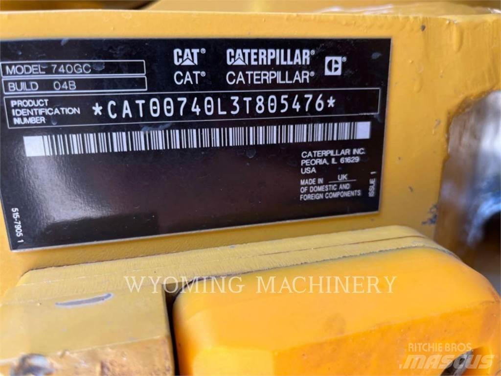 CAT 740 GC Liigendraamiga pinnaseveokid
