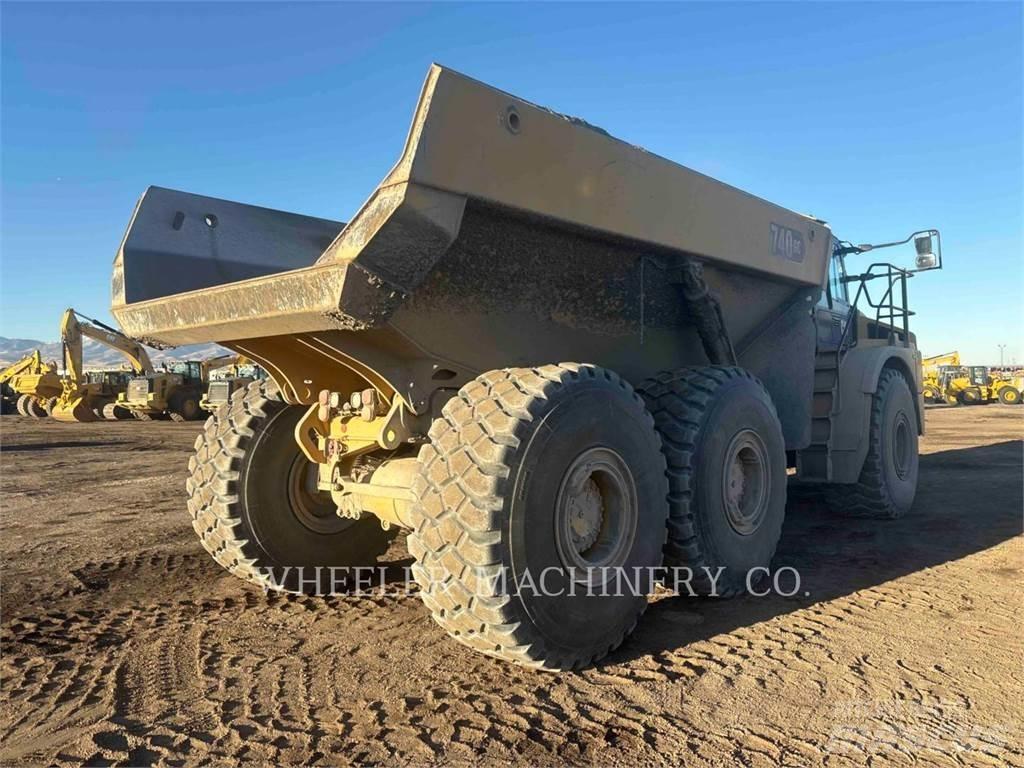 CAT 740 GC Liigendraamiga pinnaseveokid