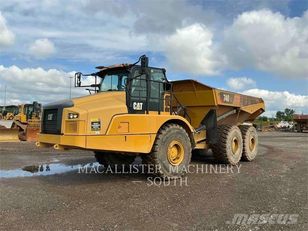 CAT 740 GC Liigendraamiga pinnaseveokid