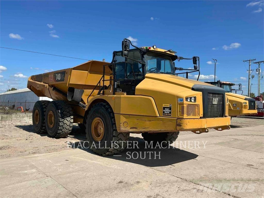 CAT 740 GC Liigendraamiga pinnaseveokid