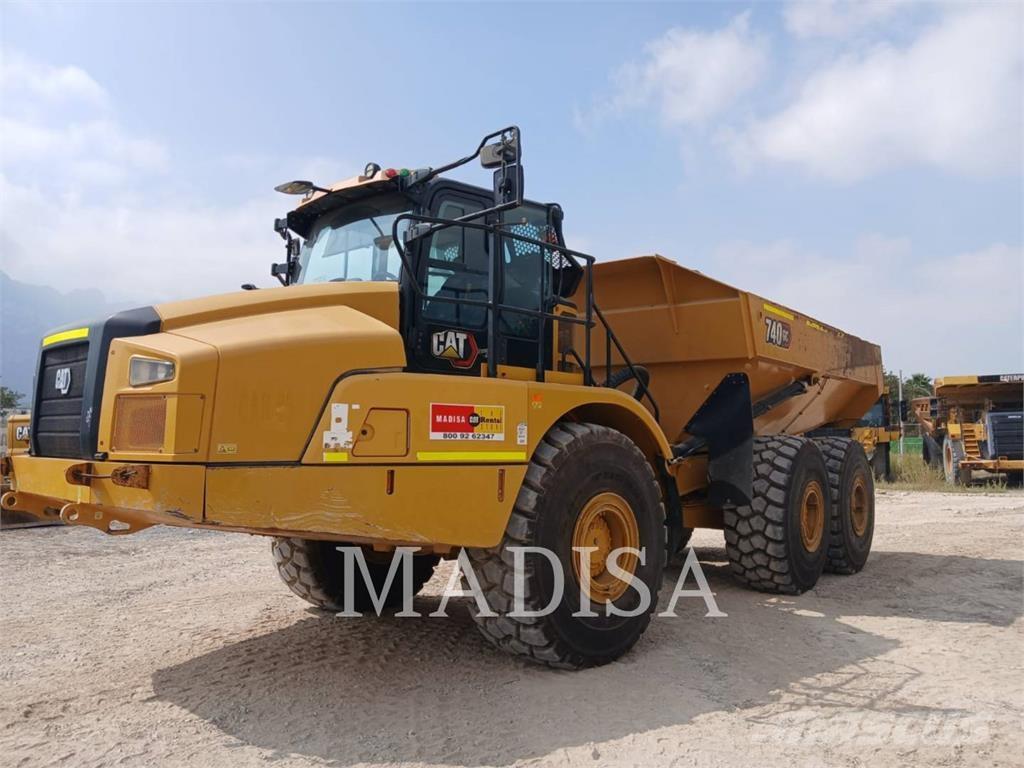 CAT 740 GC Liigendraamiga pinnaseveokid