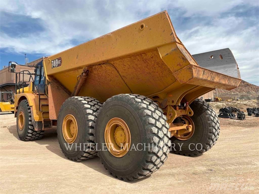 CAT 740 GC TG Liigendraamiga pinnaseveokid