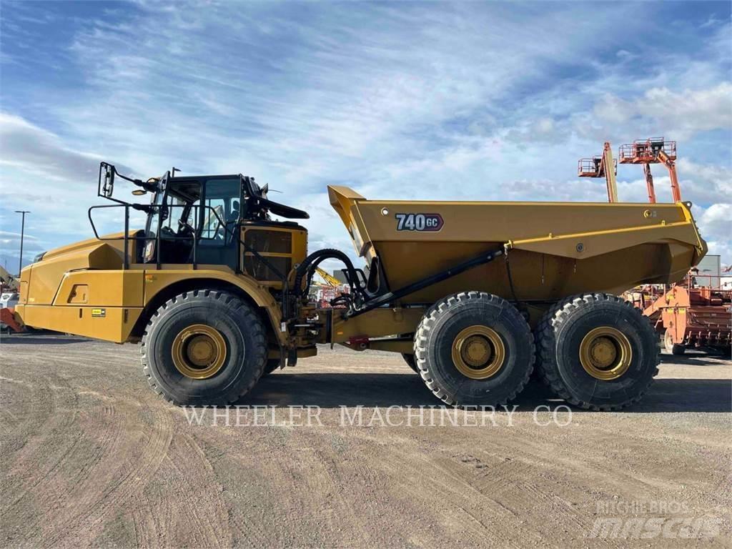 CAT 740 GC TG Liigendraamiga pinnaseveokid