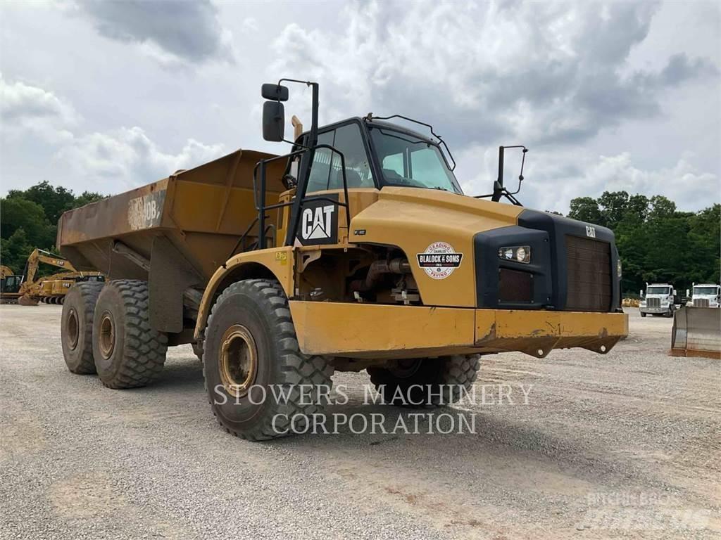 CAT 740B Liigendraamiga pinnaseveokid