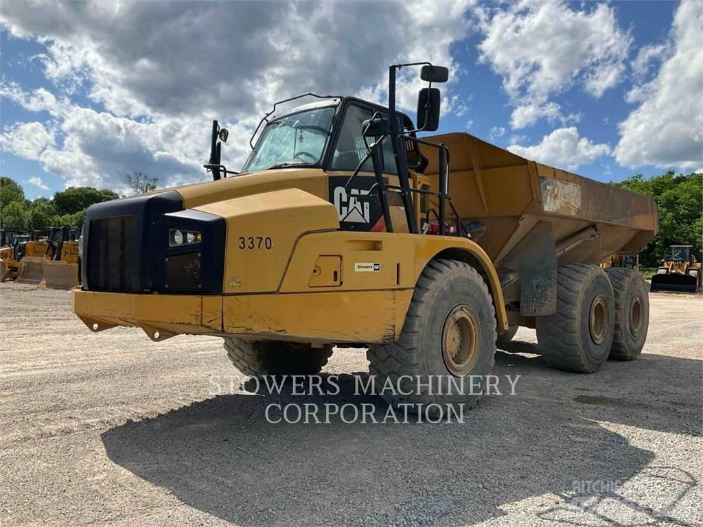 CAT 740B Liigendraamiga pinnaseveokid