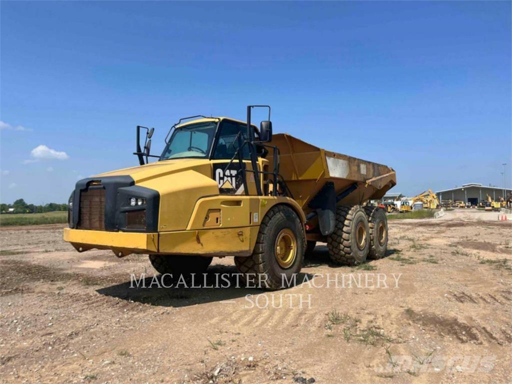 CAT 740B Liigendraamiga pinnaseveokid