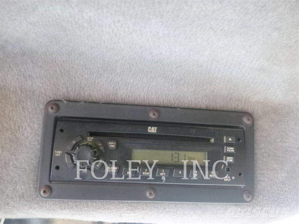 CAT 740B Liigendraamiga pinnaseveokid