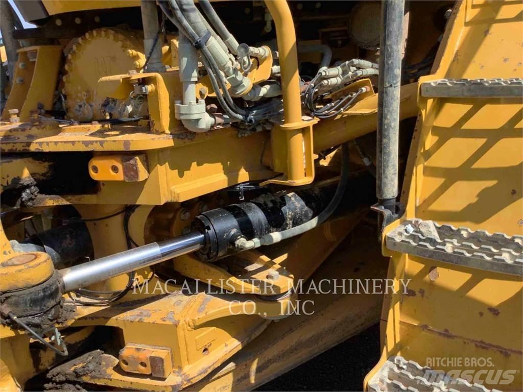 CAT 740GC Liigendraamiga pinnaseveokid