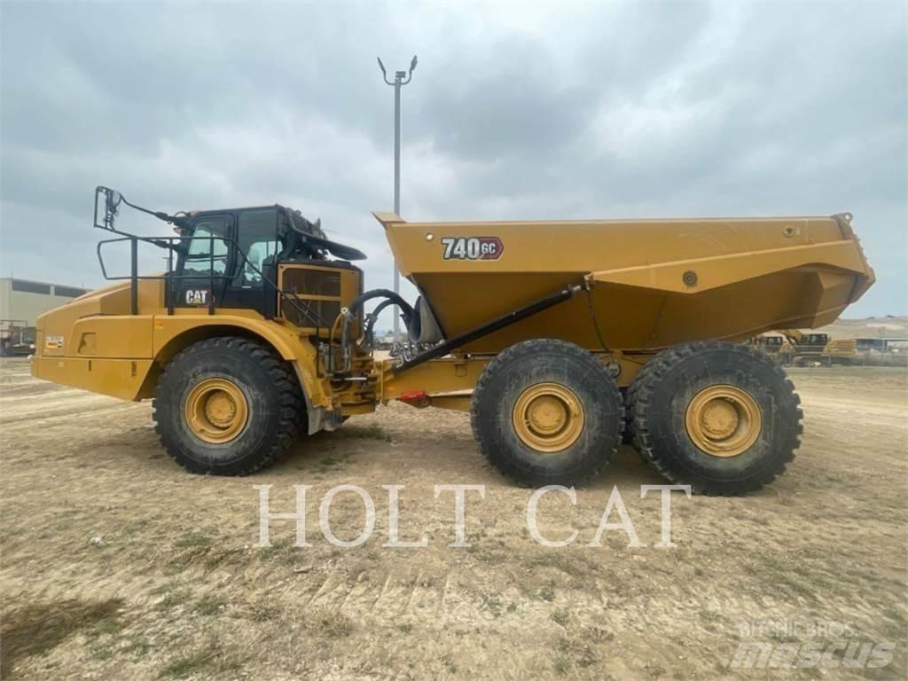 CAT 740GC Liigendraamiga pinnaseveokid