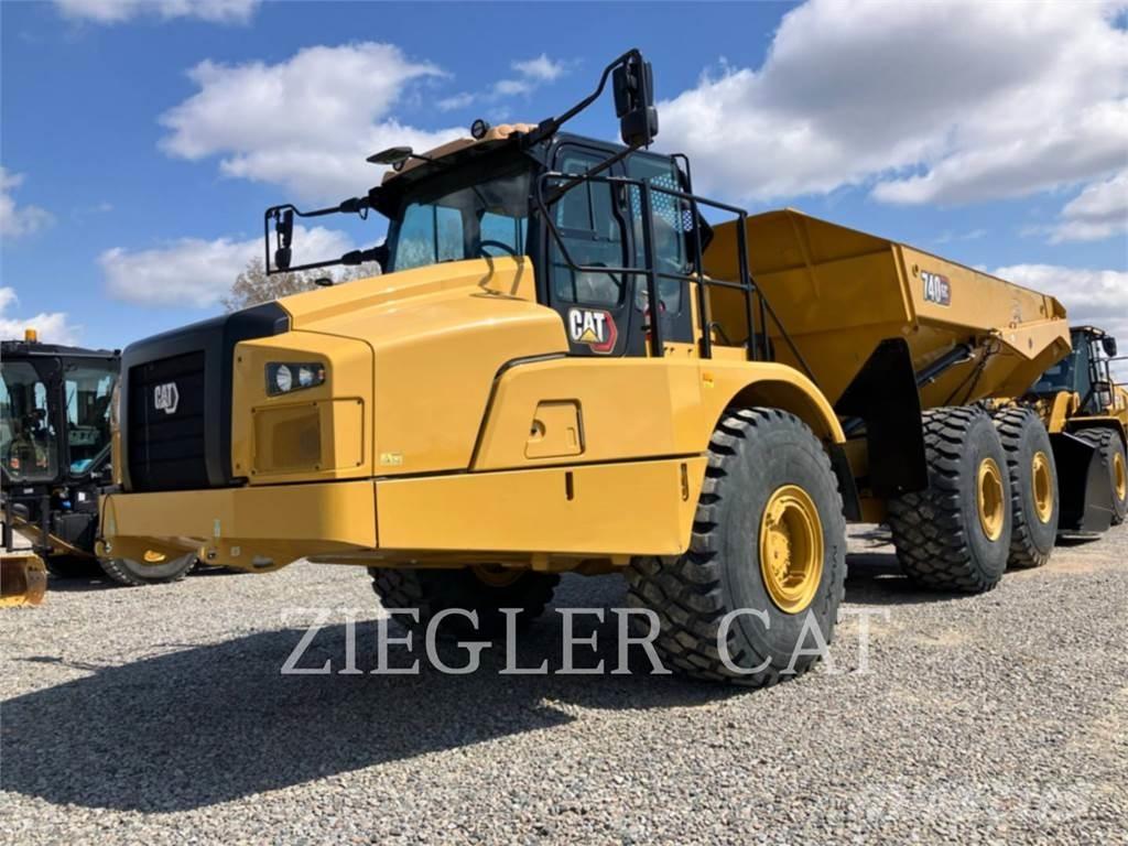 CAT 740GC Liigendraamiga pinnaseveokid