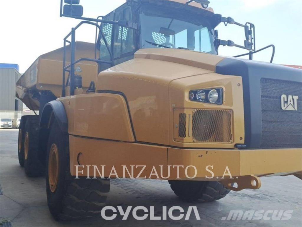 CAT 740GC Liigendraamiga pinnaseveokid