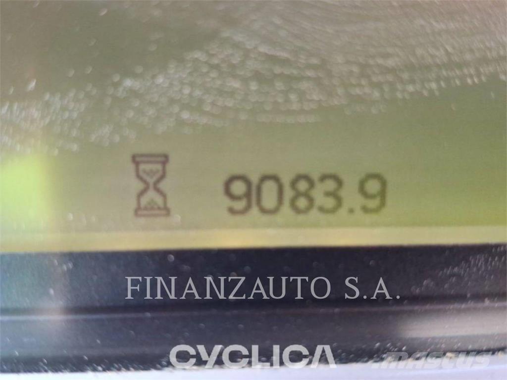 CAT 740GC Liigendraamiga pinnaseveokid