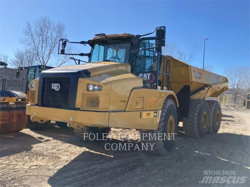 CAT 740GC-04 Liigendraamiga pinnaseveokid