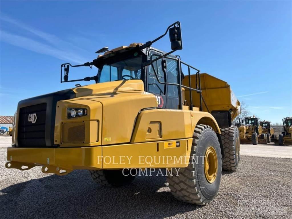 CAT 740GC-04 Liigendraamiga pinnaseveokid