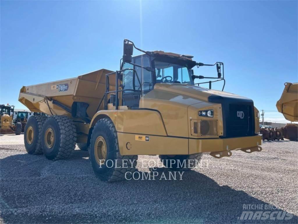 CAT 740GC-04 Liigendraamiga pinnaseveokid