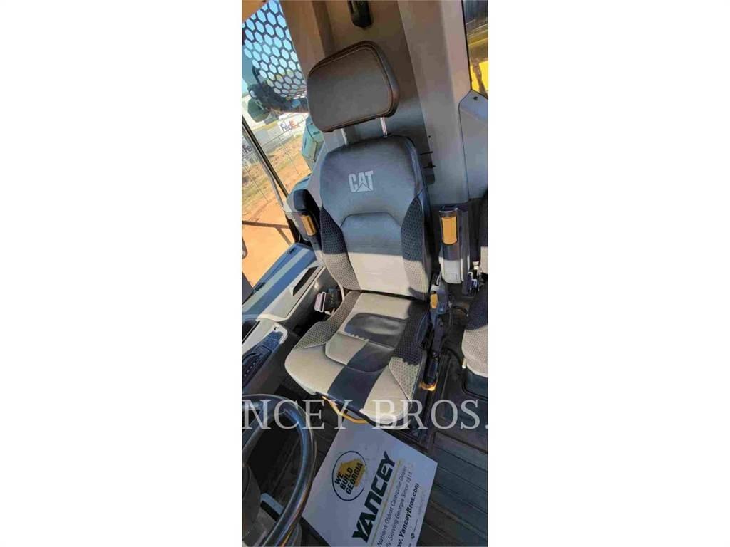 CAT 740GC TG Liigendraamiga pinnaseveokid