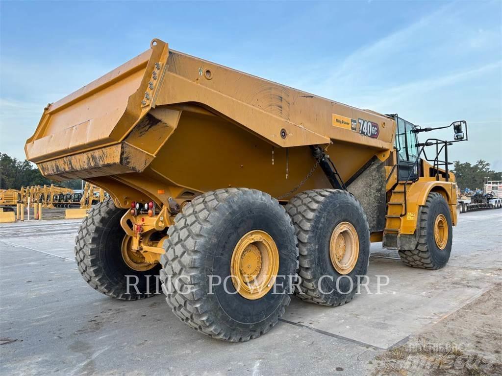 CAT 740GCTG Liigendraamiga pinnaseveokid