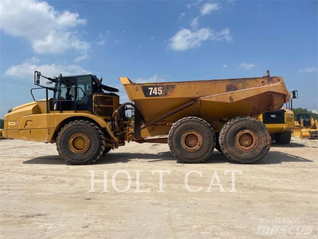 CAT 745 Liigendraamiga pinnaseveokid