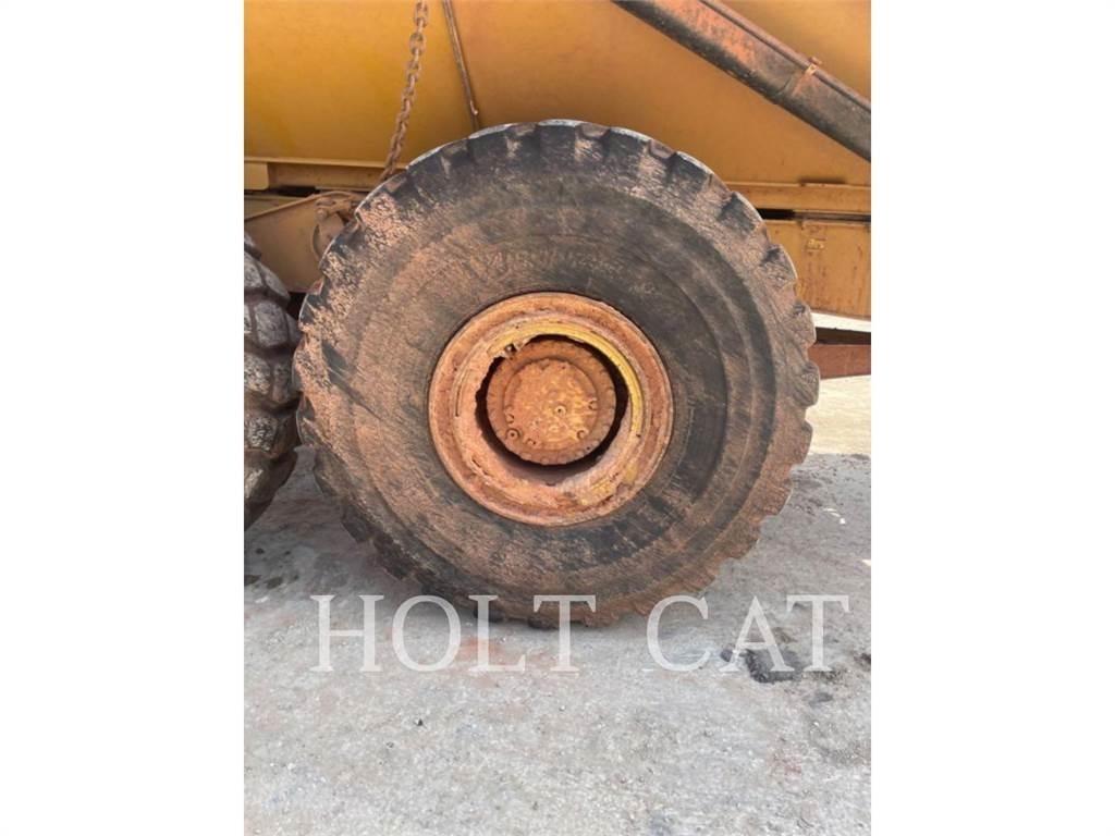 CAT 745 Liigendraamiga pinnaseveokid