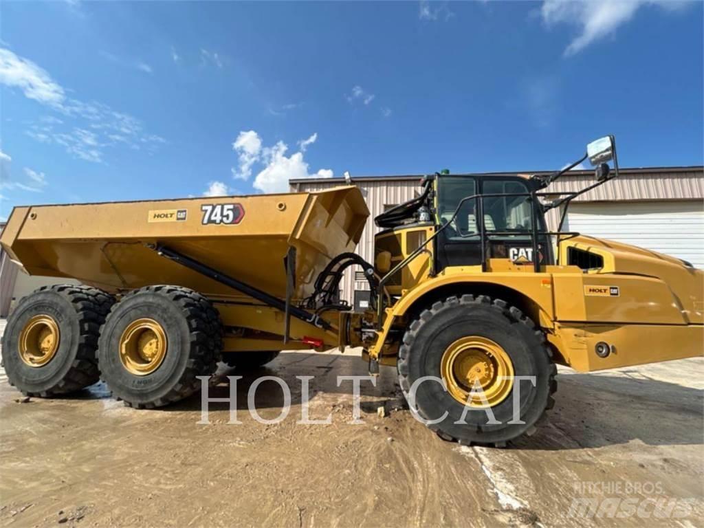 CAT 745 Liigendraamiga pinnaseveokid