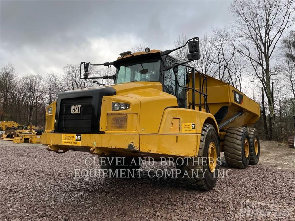 CAT 745 Liigendraamiga pinnaseveokid