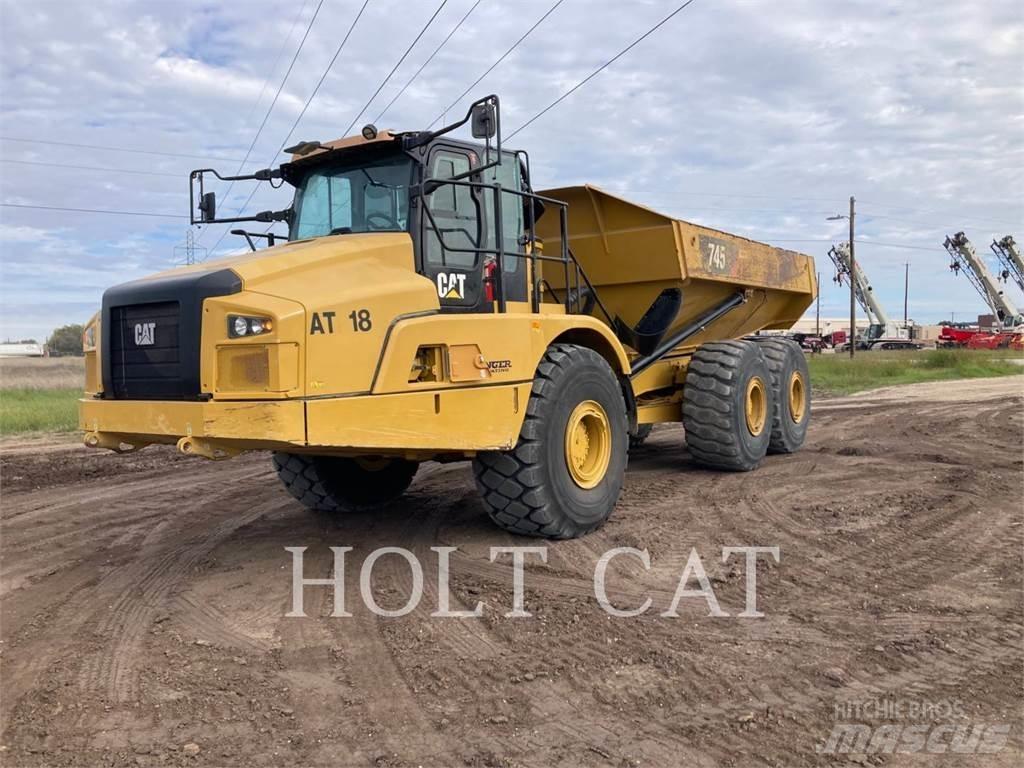 CAT 745 Liigendraamiga pinnaseveokid