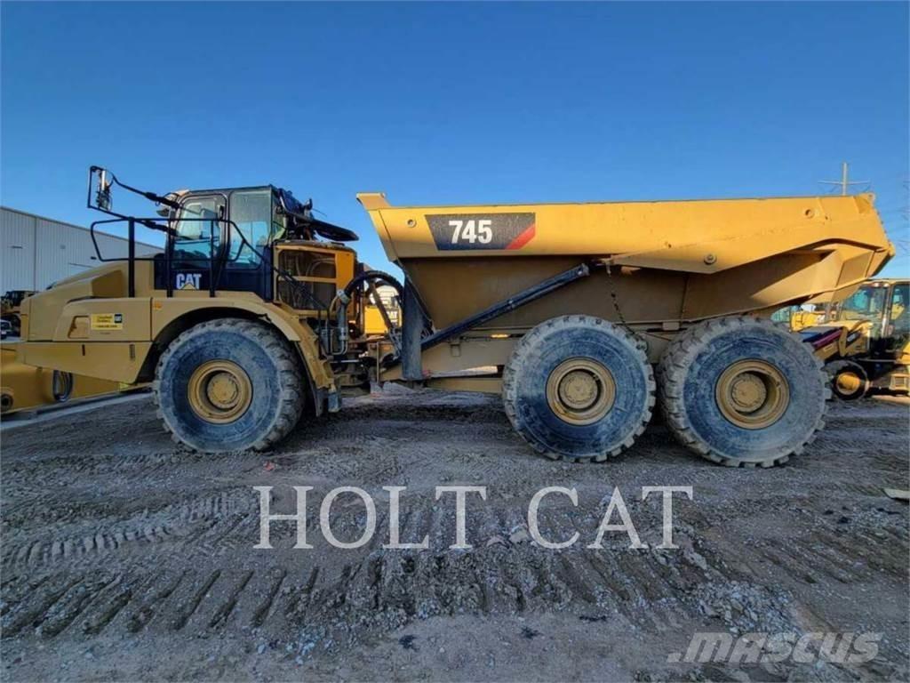 CAT 745 Liigendraamiga pinnaseveokid
