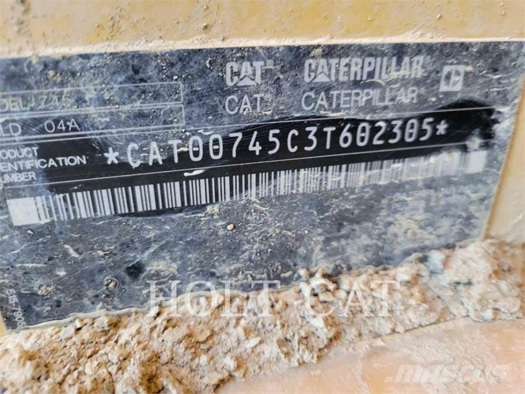 CAT 745 Liigendraamiga pinnaseveokid