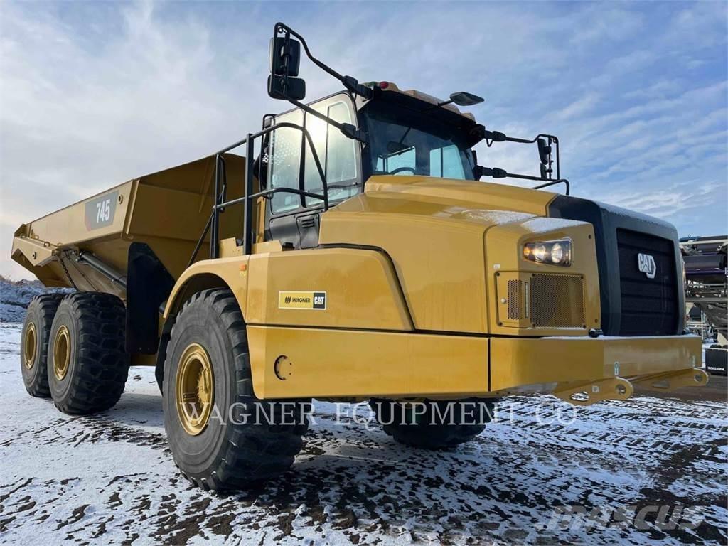 CAT 745 Liigendraamiga pinnaseveokid