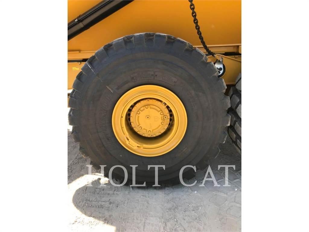 CAT 745 Liigendraamiga pinnaseveokid