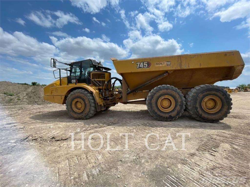 CAT 745 Liigendraamiga pinnaseveokid