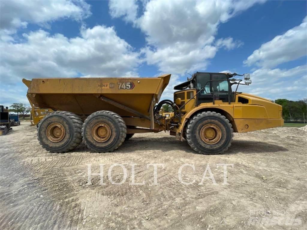 CAT 745 Liigendraamiga pinnaseveokid