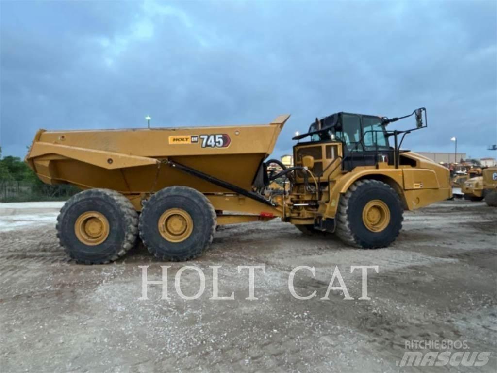 CAT 745 Liigendraamiga pinnaseveokid