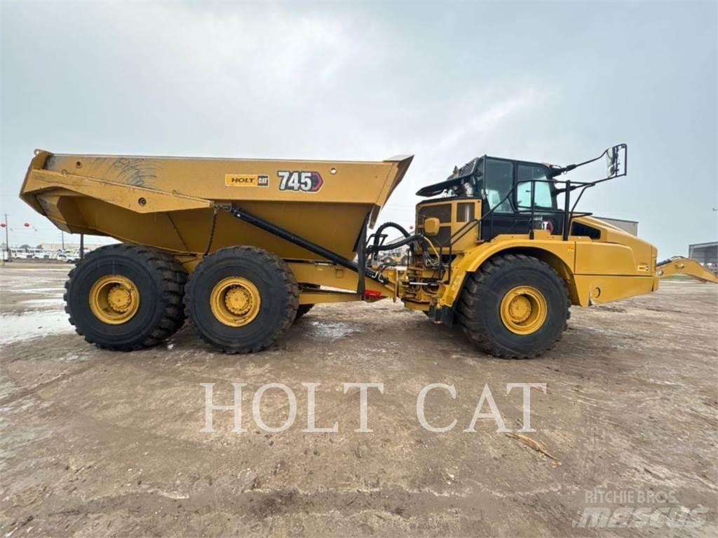 CAT 745 Liigendraamiga pinnaseveokid