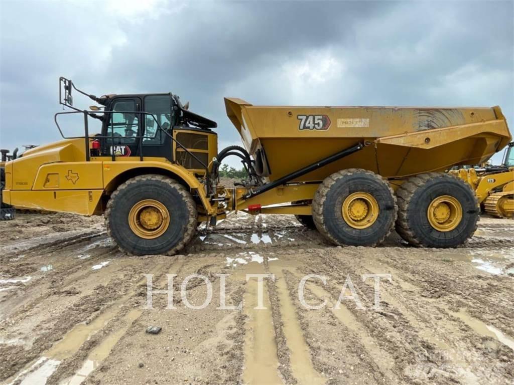 CAT 745 Liigendraamiga pinnaseveokid
